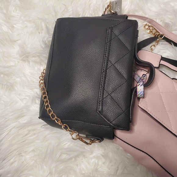 Vegan Small Crossbag in Black and Rose Blush - Picture 5 of 8